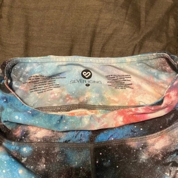 Silver Icing Small Exclusive Crops - Lot of 2 - Picture 6 of 7